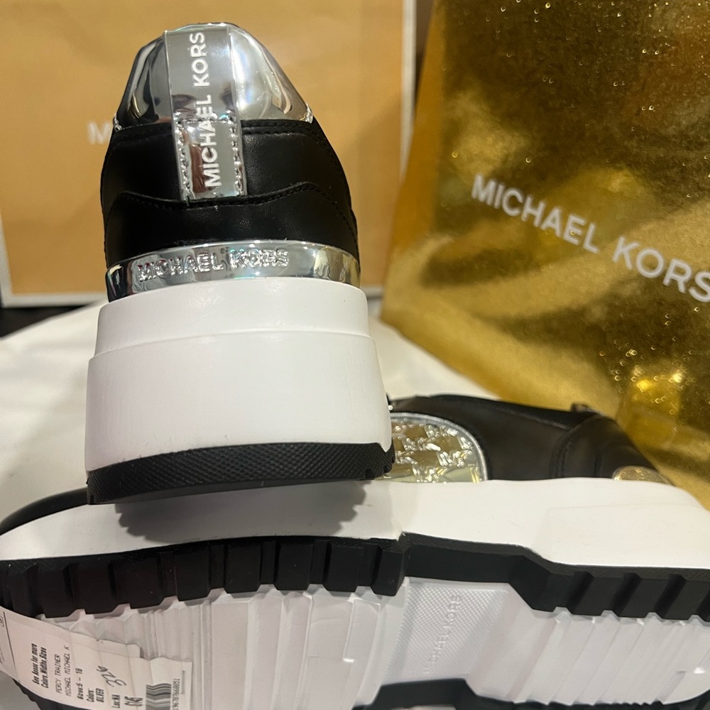 Michael Kors Women's Percy Trainer Lace-Up Sneakers authentic /new - Picture 14 of 14